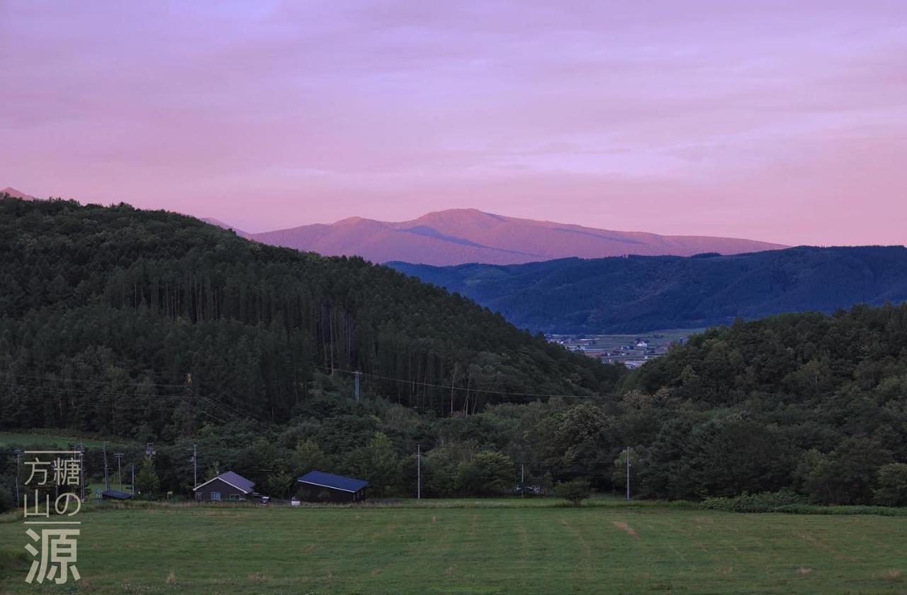 山の源-Yama No Minamoto Hotel Furano Exterior photo