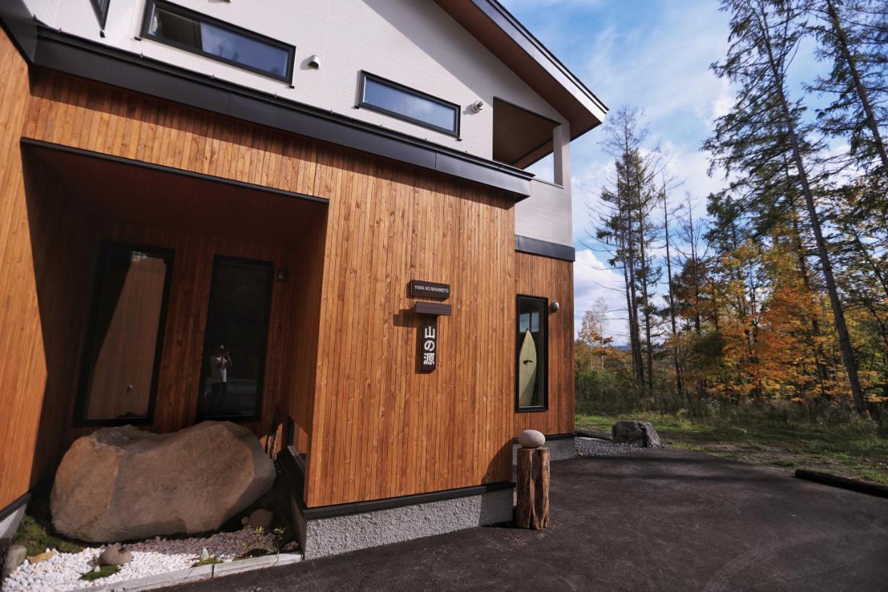 山の源-Yama No Minamoto Hotel Furano Exterior photo